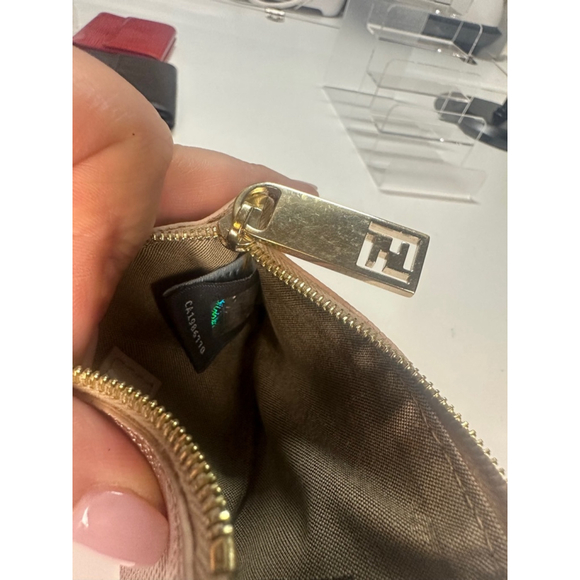 Fendi Women's Coin Purse One Size Pink - Picture 8 of 8
